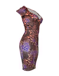 Image 2 of 🐛Pretty Chameleon👗