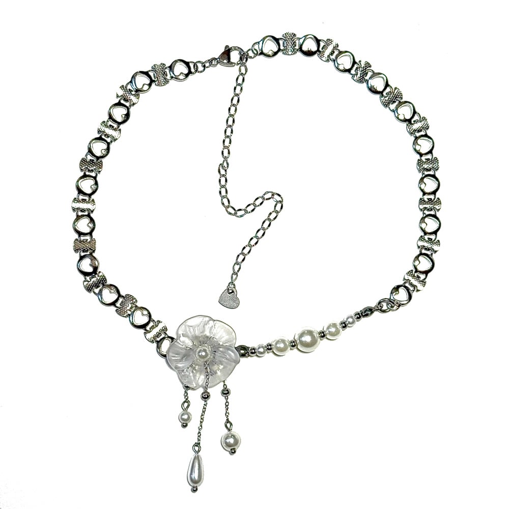 Image of Pearly Whites Necklace