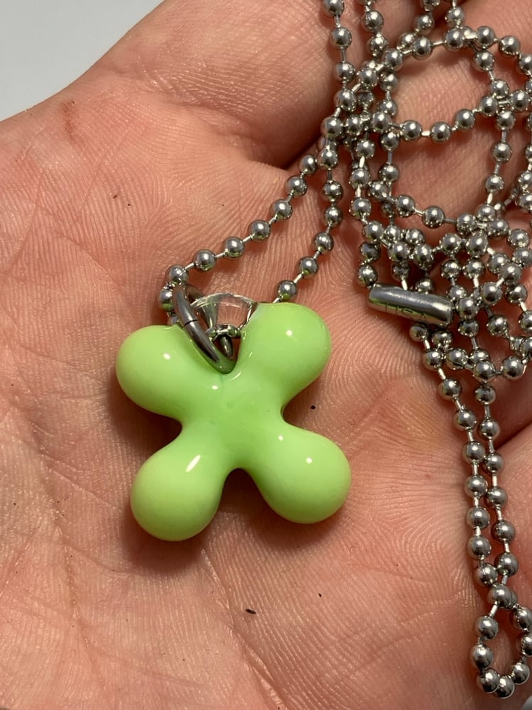 Image of milky green clover 