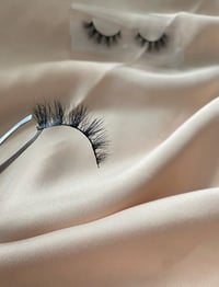 Image 1 of Lashes #4