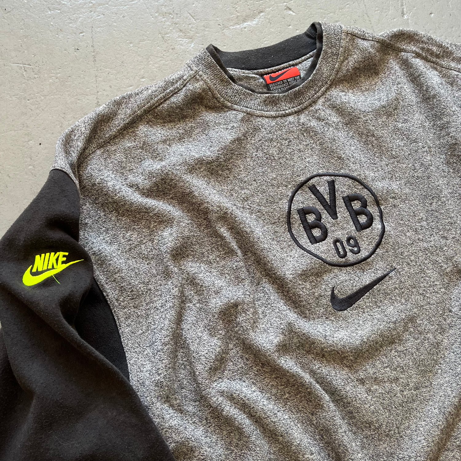 Image of Vintage 90s Nike BVB sweatshirt size XXL