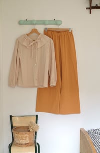 Image 2 of Camicia Édith (+ colori)