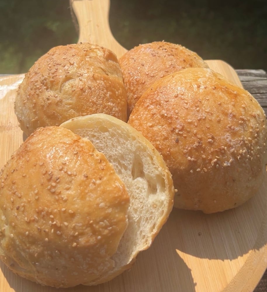 Image of Organic sesame seed buns 