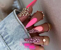 Image 2 of Nails - Medium (Pink)