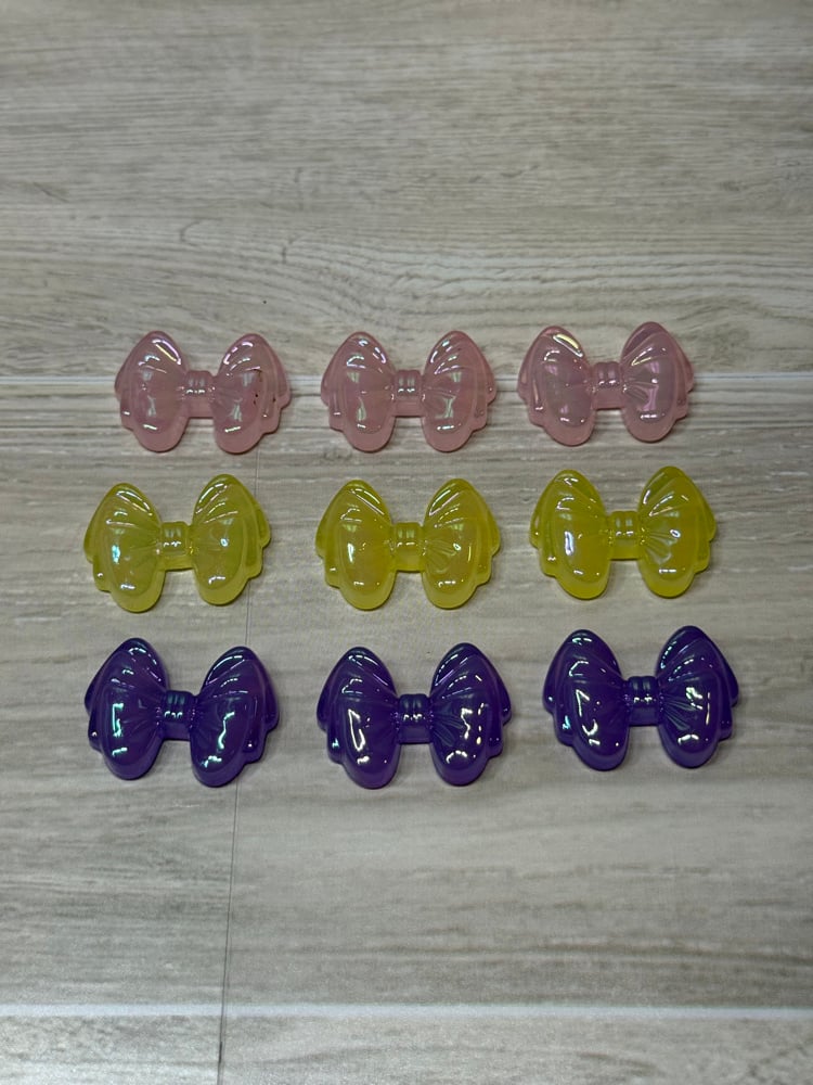 Image of Transparent Bow Cabochons