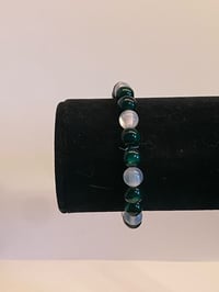 Image 3 of 'Dew on the Lawn' Bracelet