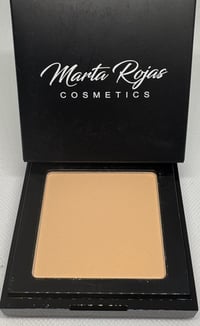 Image 1 of Matte finish compact Natural Beige 03