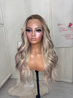 Image of Chalk highlights luxury (ready to ship)