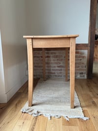 Image 3 of Petite table ancienne