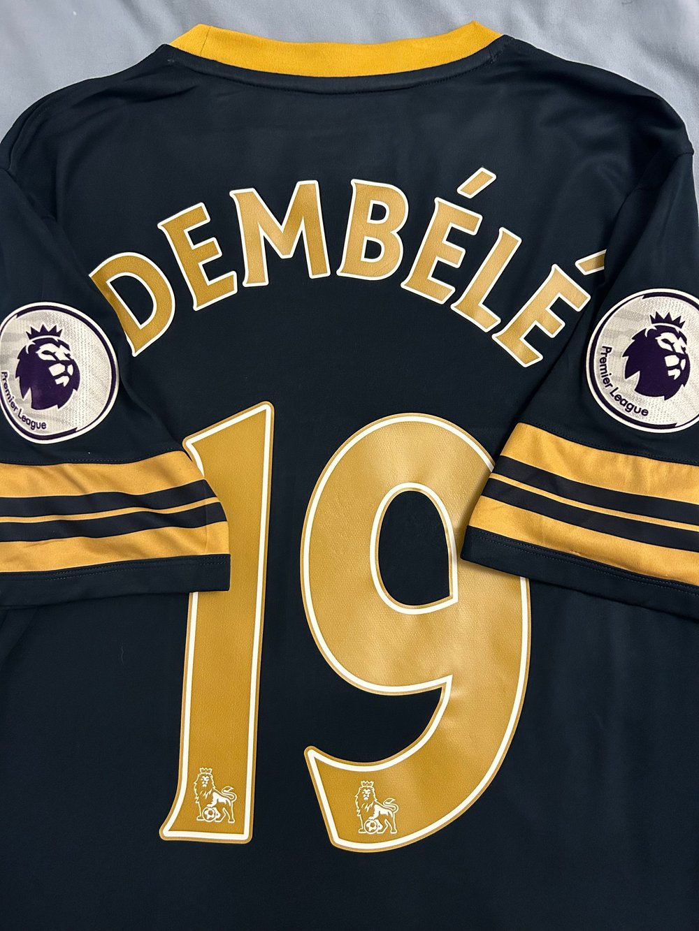 Image of Tottenham Hotspur “DEMBÉLÉ 19” 2016/17 Away Shirt + PL patches (M)