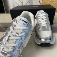 Image 4 of WOMENS PLUTO SILVER RUNNERS