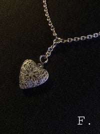 Image 10 of Ellen Hutter Locket