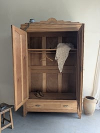 Image 3 of L'armoire parisienne art déco 