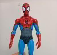 Mafex Wall Crawler Beltless Abdominal Section 