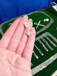 Square earrings 