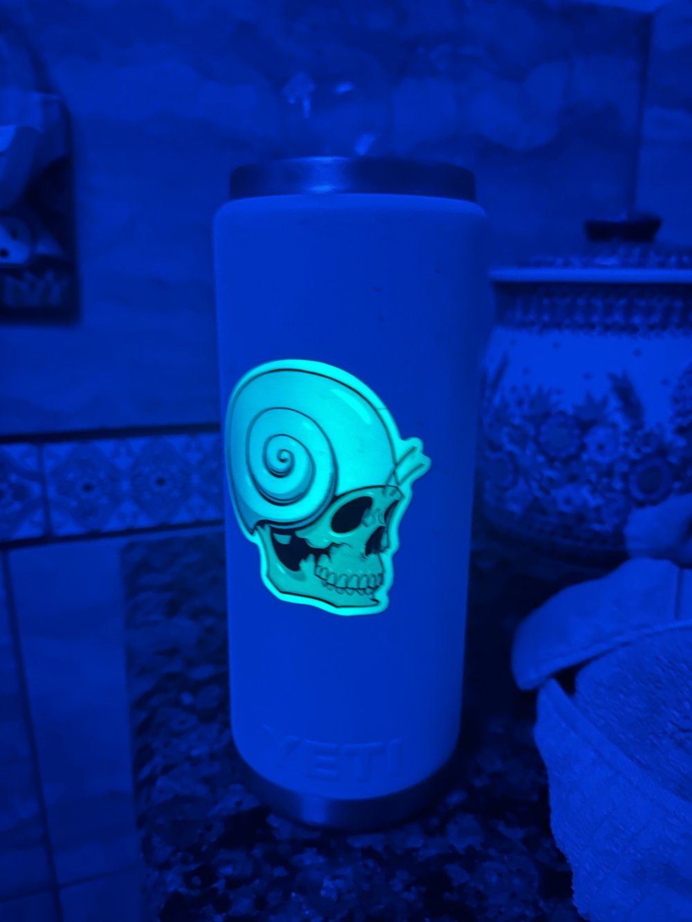 DEATH SNAIL STICKER 
