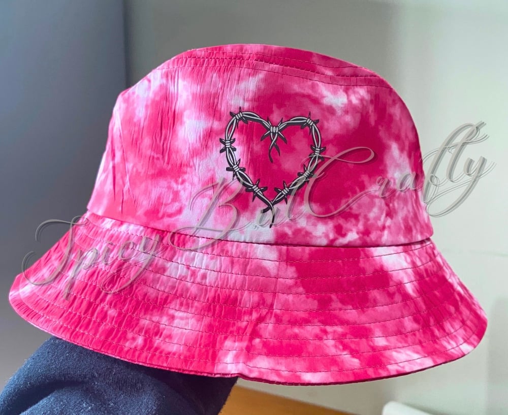 Image of TIE DYE - KAROL G HEART BUCKET HAT 