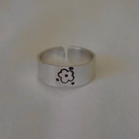 loves me, loves me not