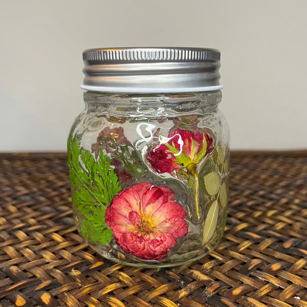 Image of rose jar