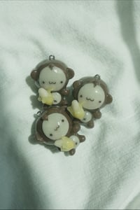 Image 2 of monkey keychain [MADE TO ORDER]