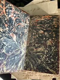 Image 8 of Livre ancien à secret, rare, reliure en cuir avec armoiries royales, XVIII siècle