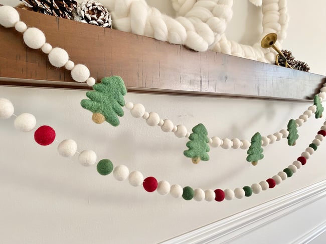 Classic Christmas Felt Ball Garland 