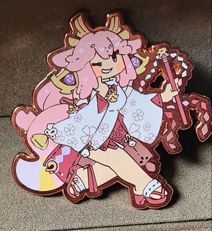 Image of Yae Miko enamel pin