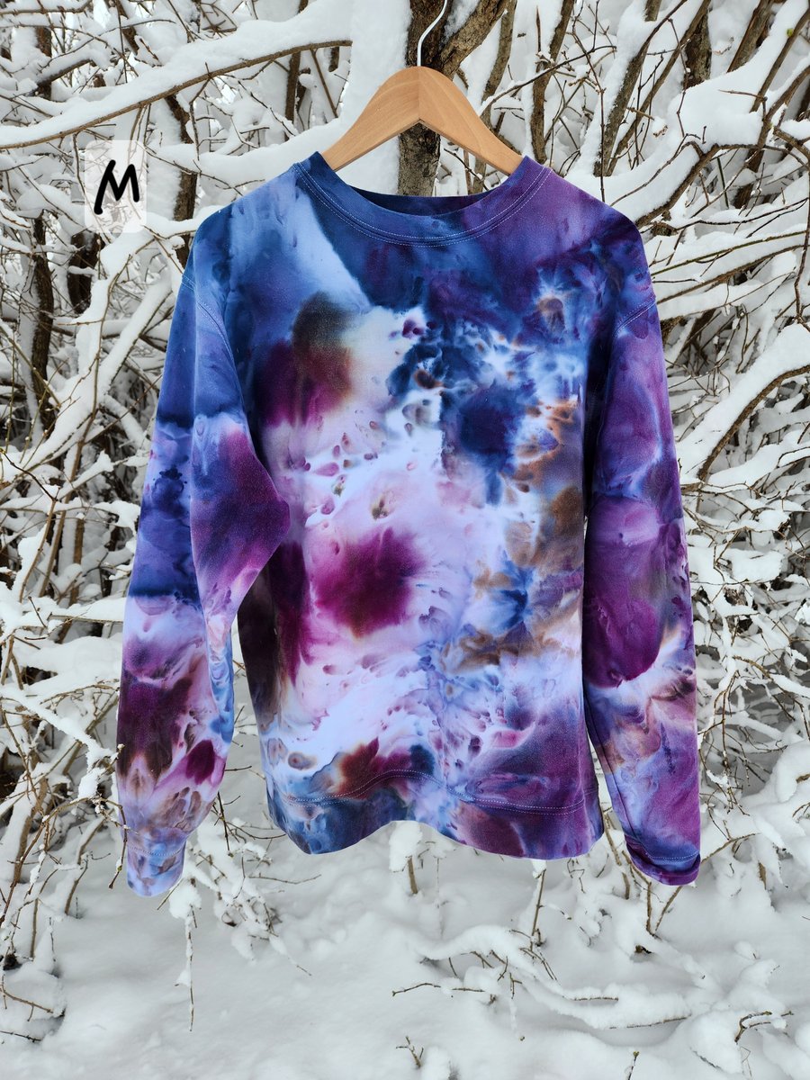 Image of Winter watercolor sweatshirt M