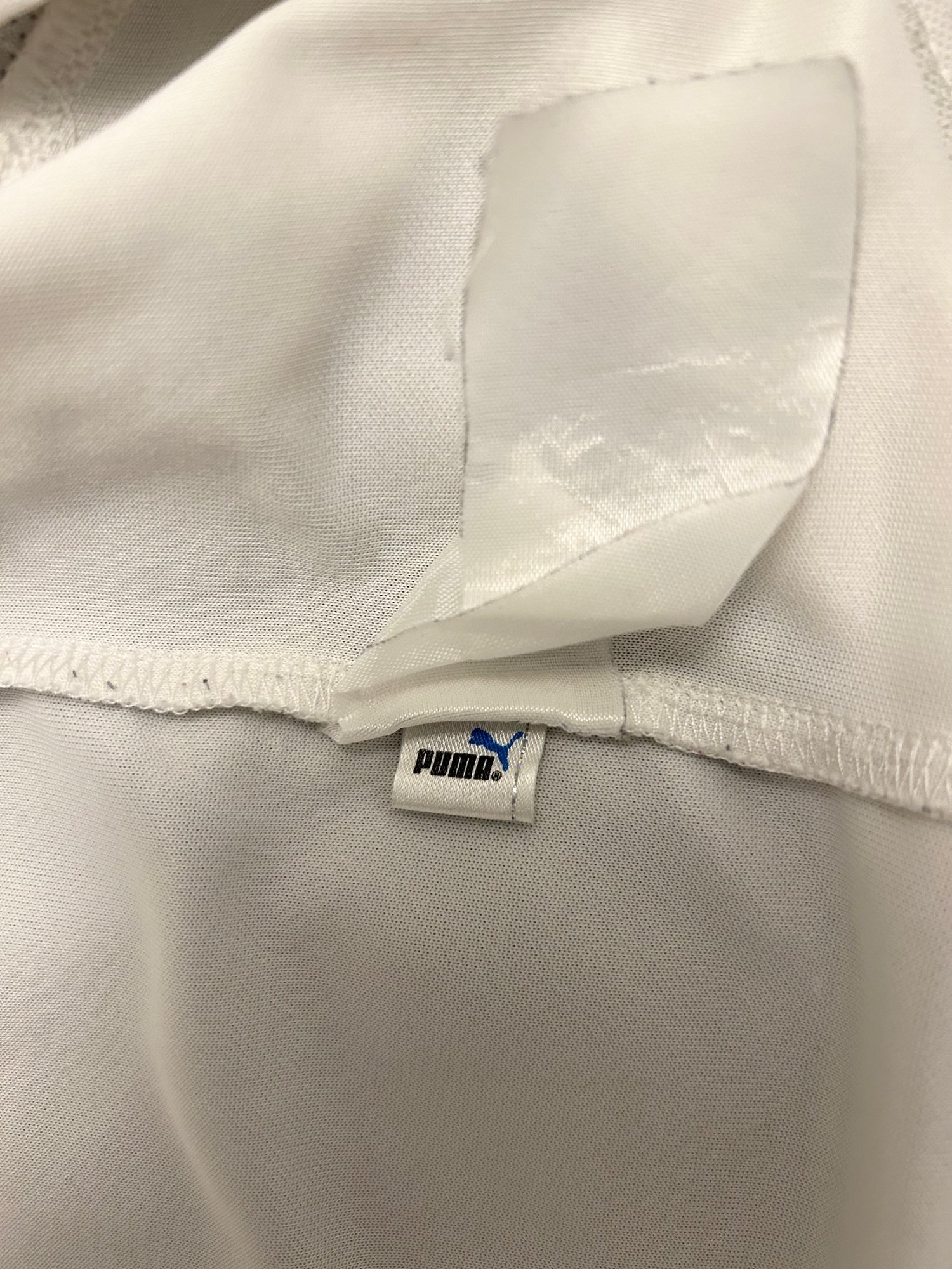 Image of Tottenham Hotspur “VAN DER VAART 11” 2010/11 Home Cup Shirt + patches (M)