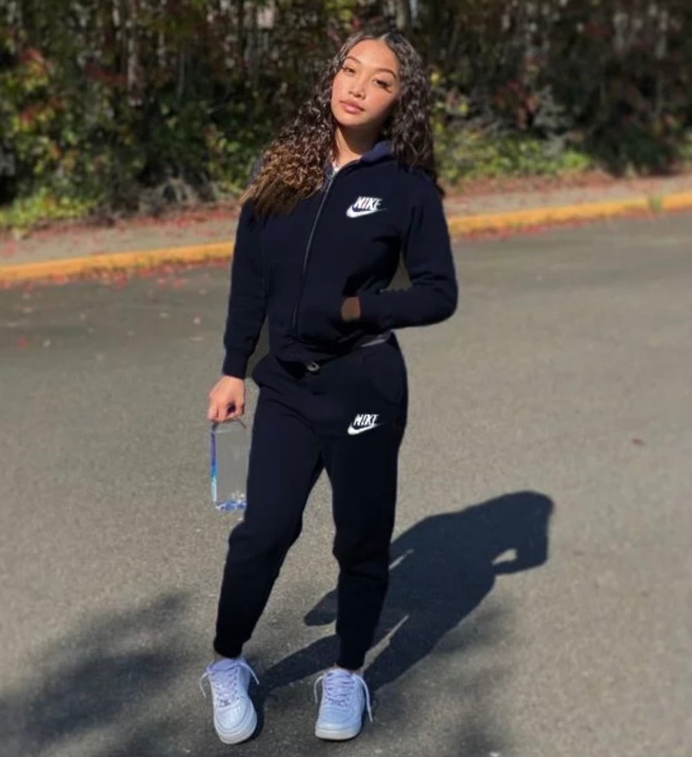 Nike 2 Piece Set | BriiSneakers