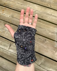 Image 5 of M-T-O Silk Lined Gloves Spooky Prints (Style Slouch Mini)