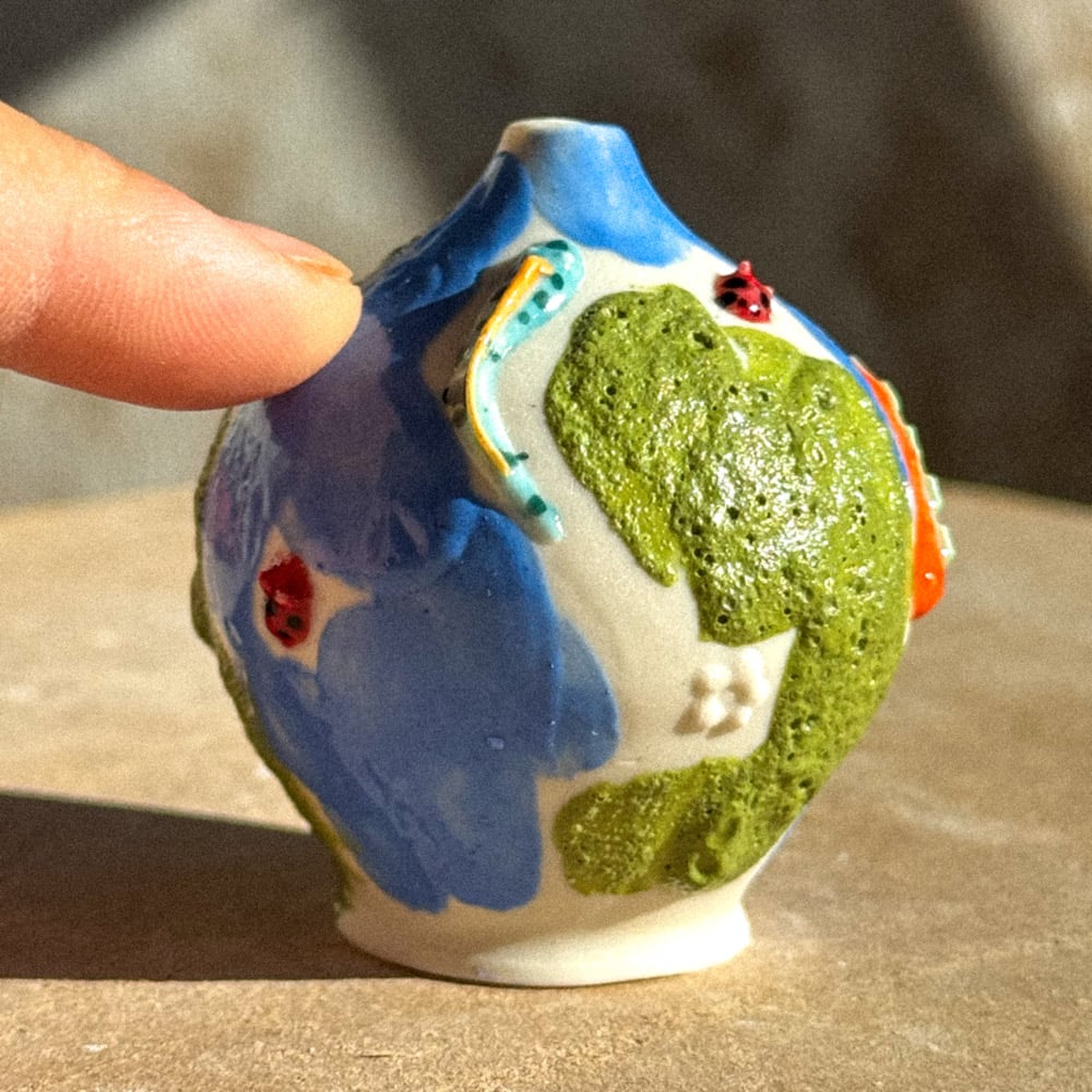 Image of Mini Bugs Vase
