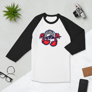 Image of 3/4 sleeve raglan shirt