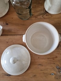 Image 3 of La petite soupière 