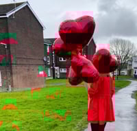 Image 3 of Heart balloon cluster 