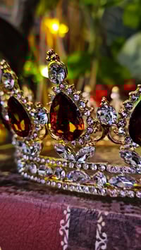 Image 7 of 👑The Armored Kingdom Eternal Dark Amber Crown (Gold)
