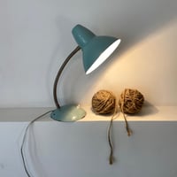 Image 4 of Petite lampe de bureau.