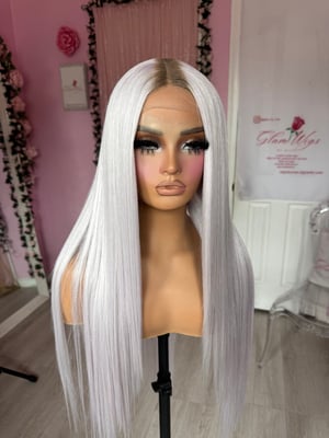 Image of Lilac straight kuxury( ready to ship)