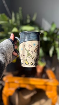 Image 5 of Gnome mug 03