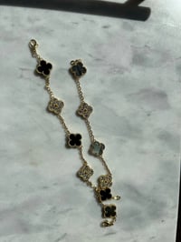 Image 4 of Van Cleef & Arp. Bracelet with Diamonds