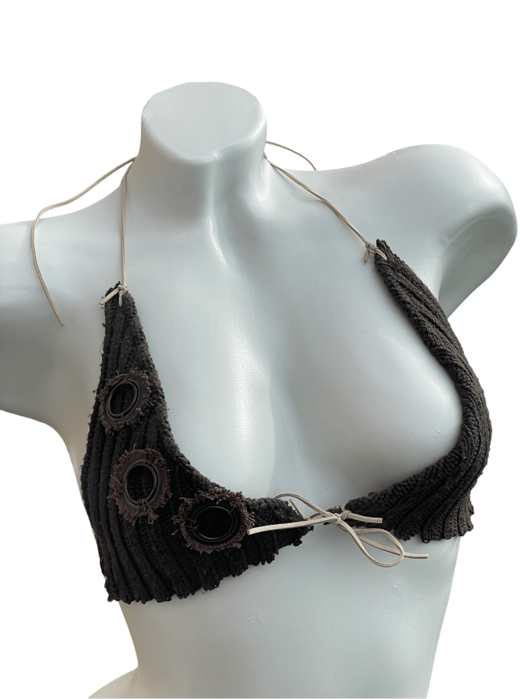 Image of grommet bra 