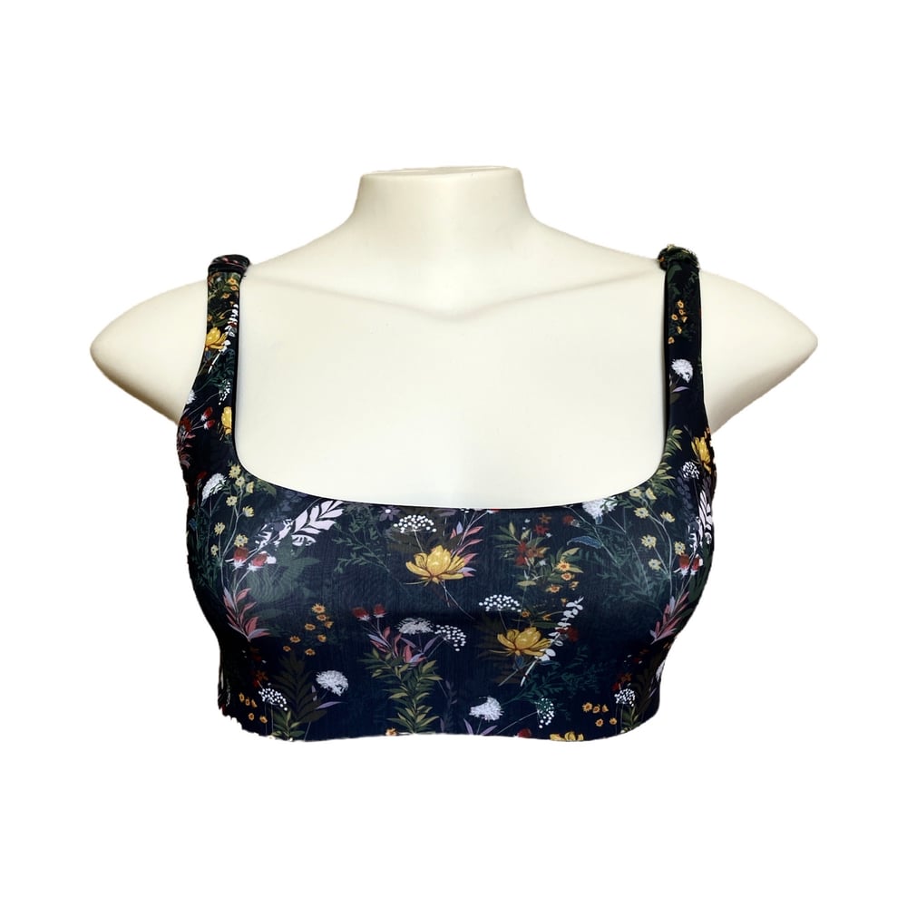 AMALFI || Embroidered Crop top