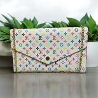 Image 1 of LV WHITE MULTICOLORED WALLET PURS