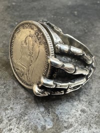 Image 8 of The Hand of the King