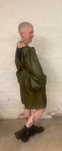 Image 2 of Low V Reversible Parachute Mini