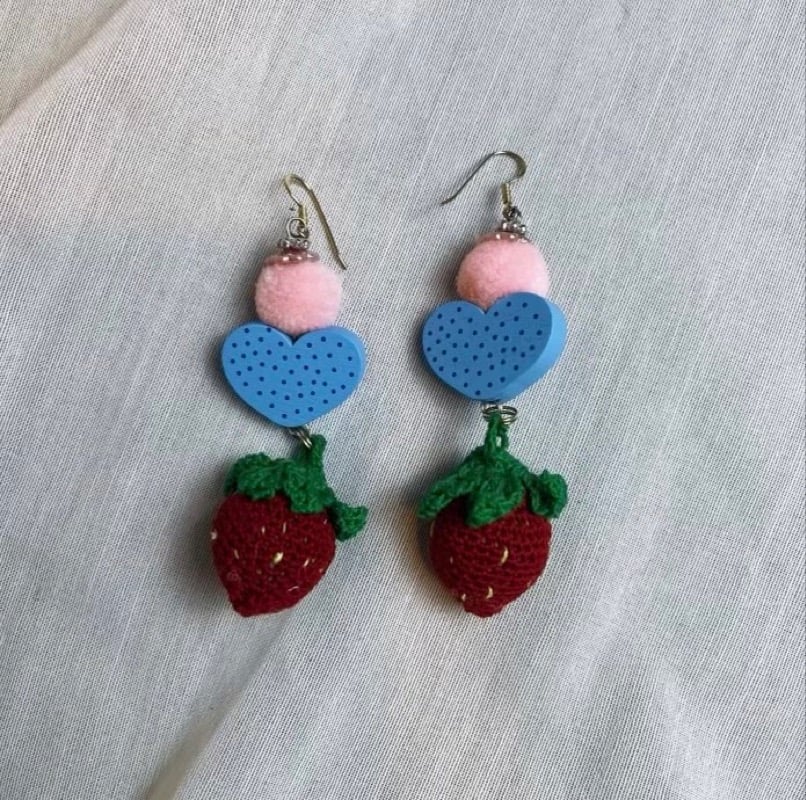 Image of STRAWBERRIES crocheted earrings