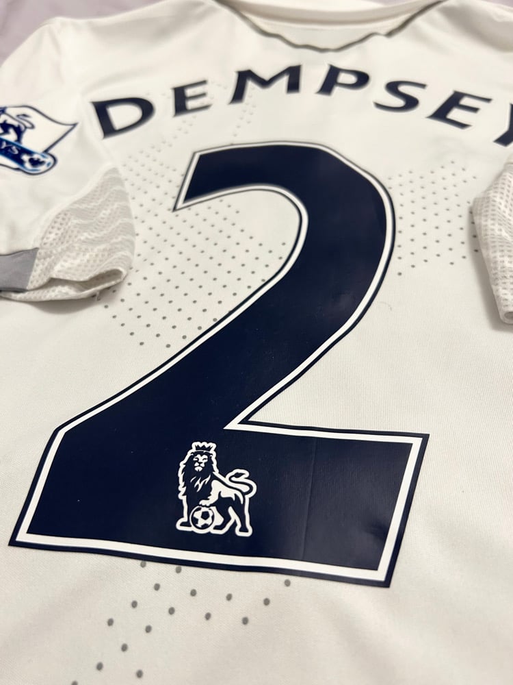 Image of Tottenham Hotspur “DEMPSEY 2” 2012/13 Home Shirt + patches (L)