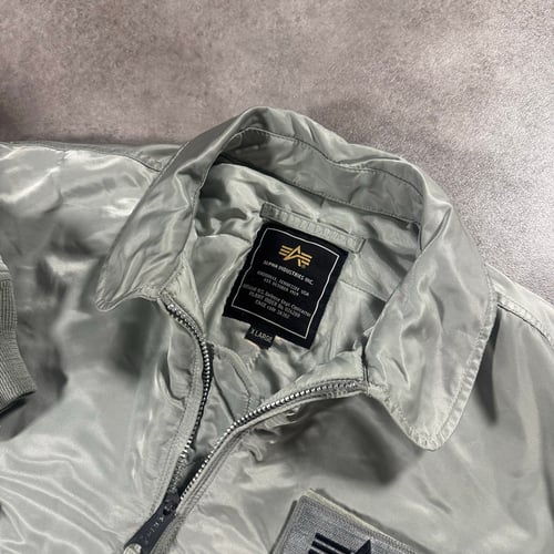Image of Alpha Industries Cropped Bomber Jacket, Size Large
