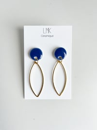 Paire de boucles d’oreilles céramique et plaqué or EGOPODE bleu