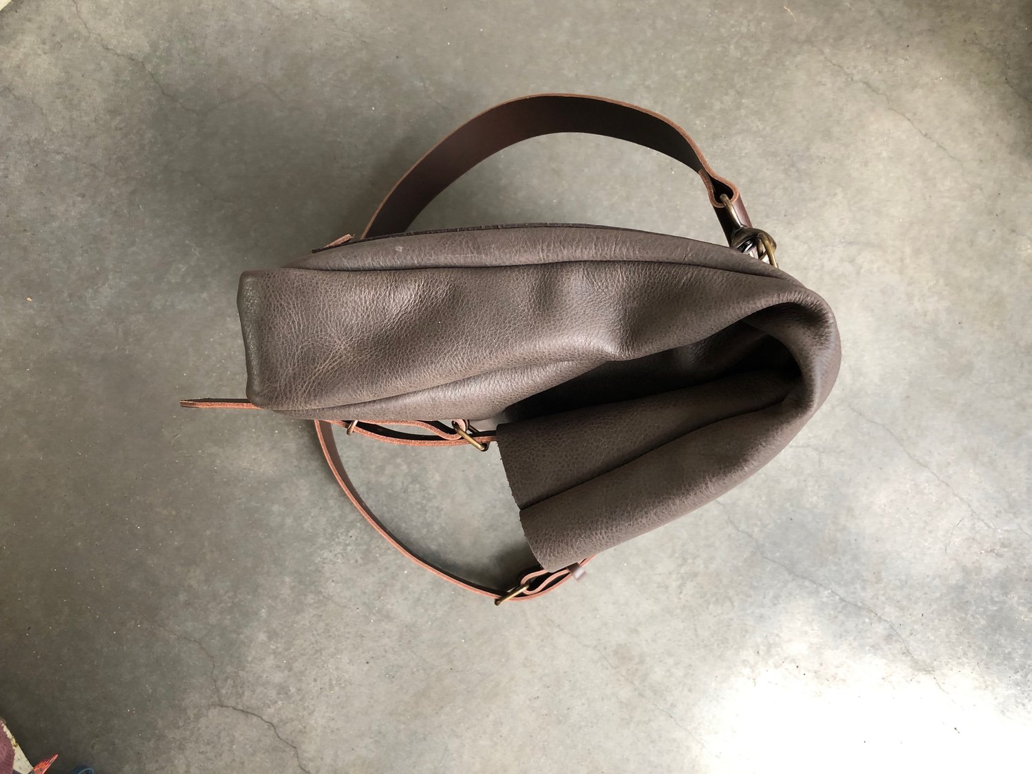 Image of Leather messenger with folded top in oiled leather Musette Satchel with adjustable shoulderstrap